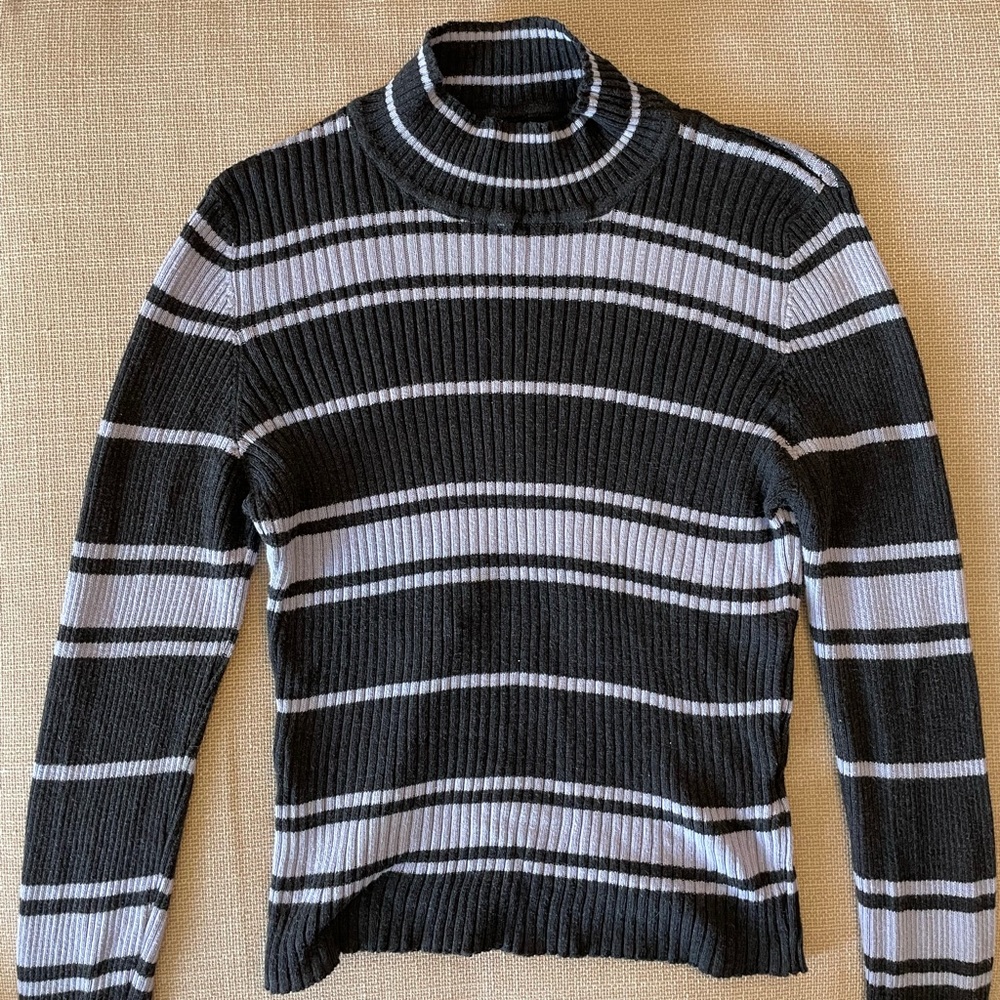 Y2K Cropped Mock Neck Top